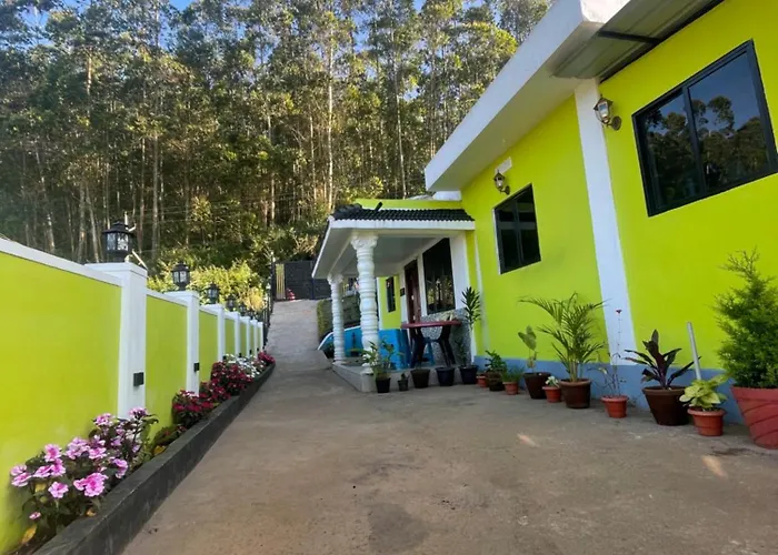 Mountain Cheers Munnar Villa